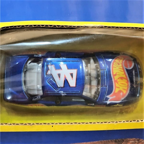 1998 Hot Wheels NASCAR Playset Kyle Petty car close up