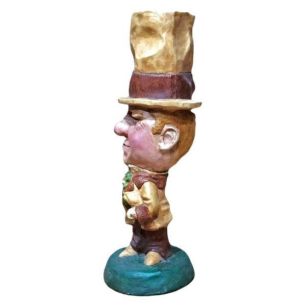 Comedian WC Fields Statue left side