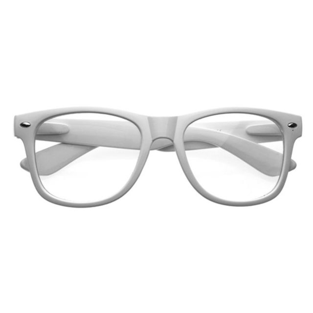 White Wayfarers 1 1.jpg