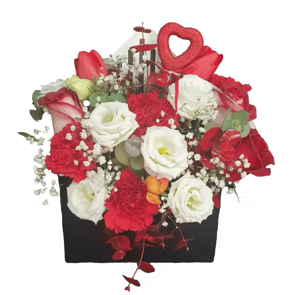 Цветочный магазин с доставкой цветочной композиции в конверте.