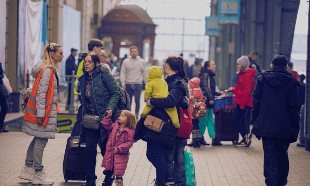 Immigrants Mitigate Labour Shortages and Drive Business Growth in Canada