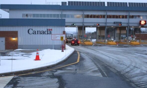 Canada-US border shutdown extended