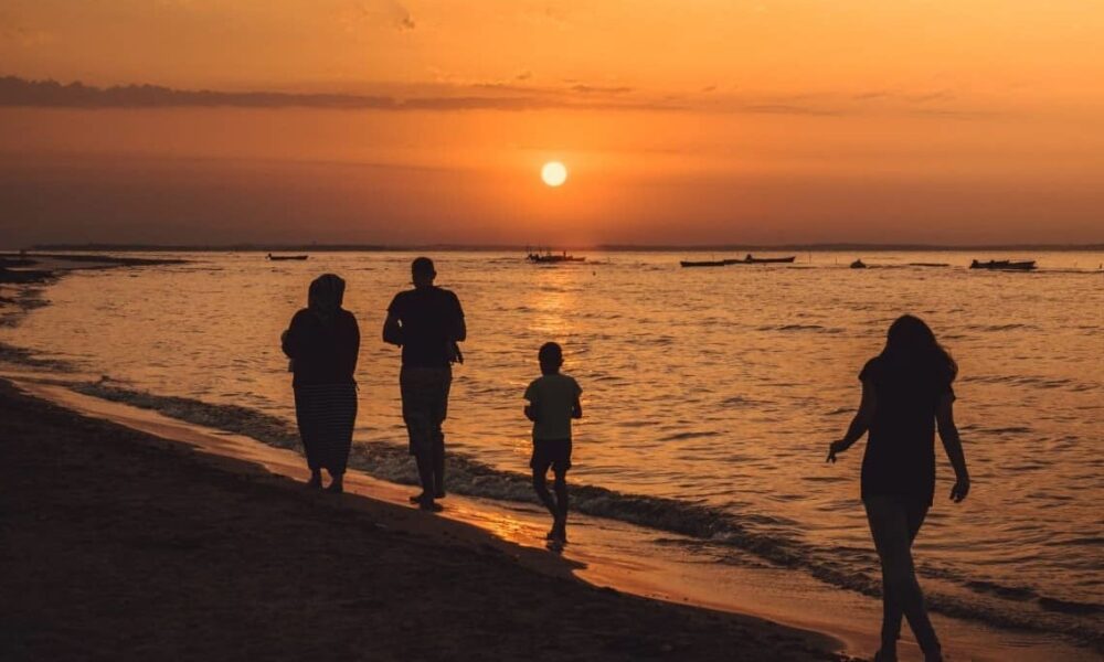 Canadians want swifter family reunification