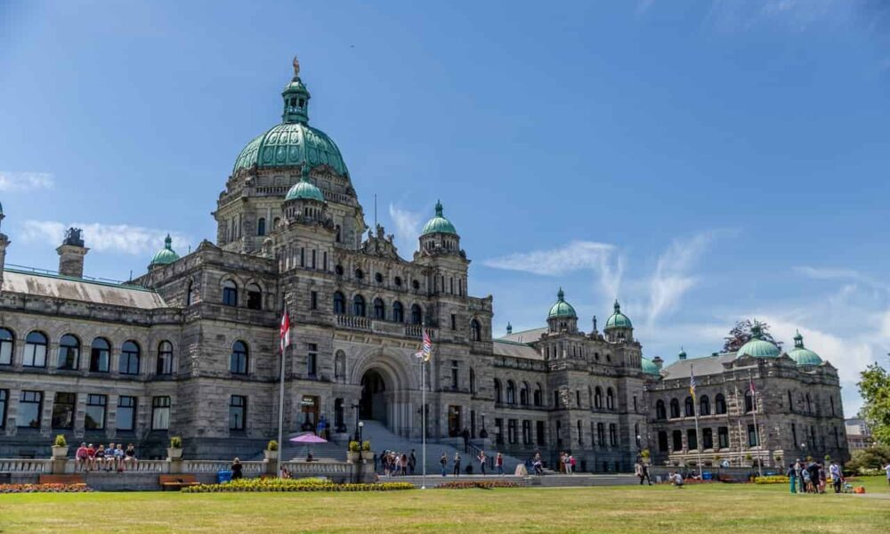 IRCC Increases Express Entry Proof of Funds for 2022