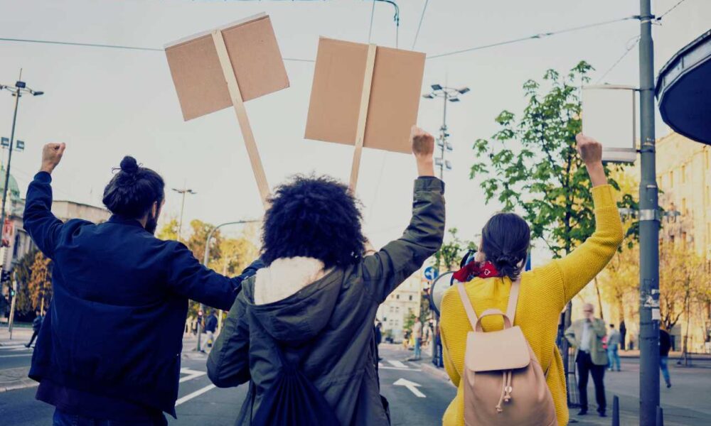 CBSA Employees Protest for Better Work Conditions