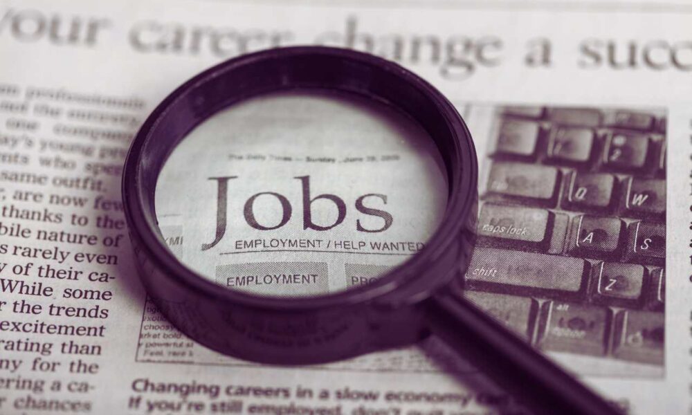 Canada's Job Market Tightens as Employment Sees Modest Growth in May 2024