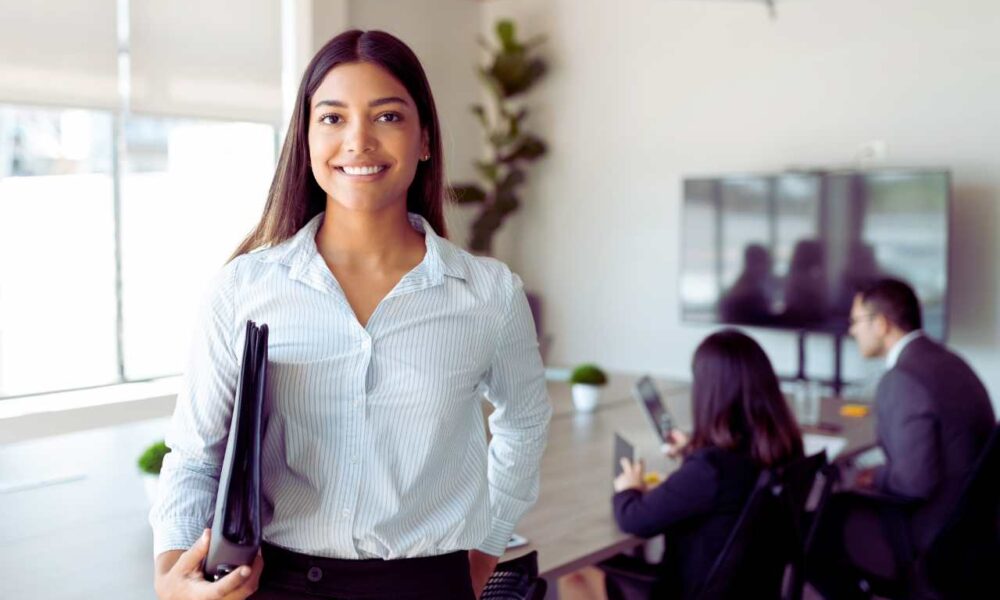 IRCC Conducts Largest Express Entry Draw for Canadian Experience Class Candidates