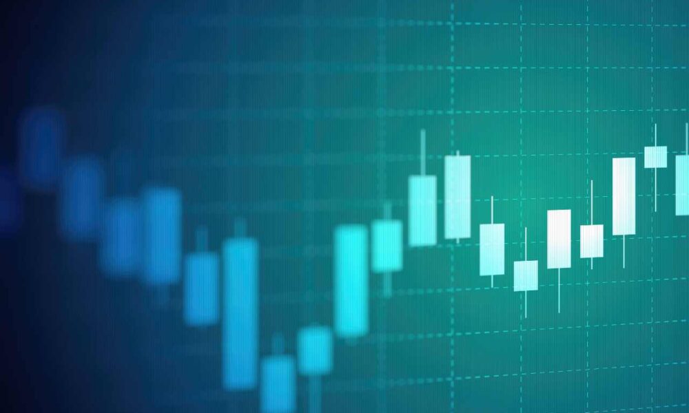 CRS Score Trends in 2023: Key Insights from Canada's Express Entry Year-End Report