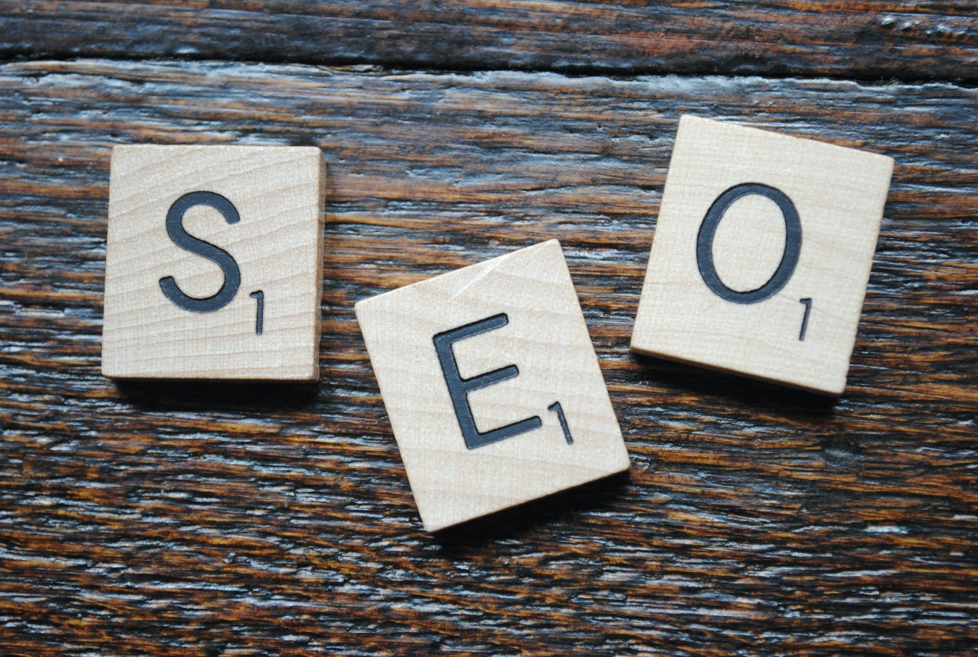 9 SEO Ranking Factors to Keep in Mind When Redesigning a Website 7 pexels sarah blocksidge 12813050
