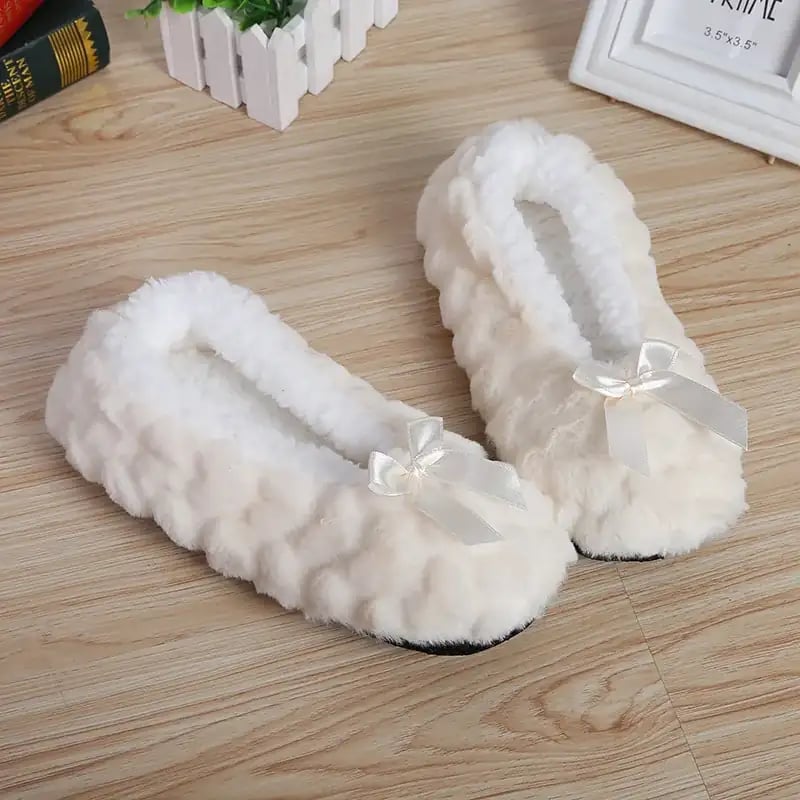 Chaussons Souple Peluche Fourrés Femme Chaussons Souple Peluche Fourrés Femme 1