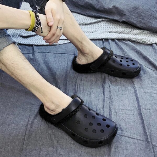 Crocs Noirs Fourrées Homme 3