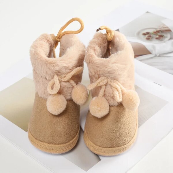 Chaussons Bottes Fourrées Bébé avec Pompon 8