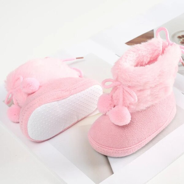 Chaussons Bottes Fourrées Bébé avec Pompon 6
