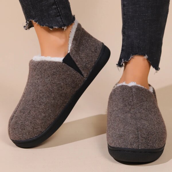 Chaussons Fourrés Montants Femme 2