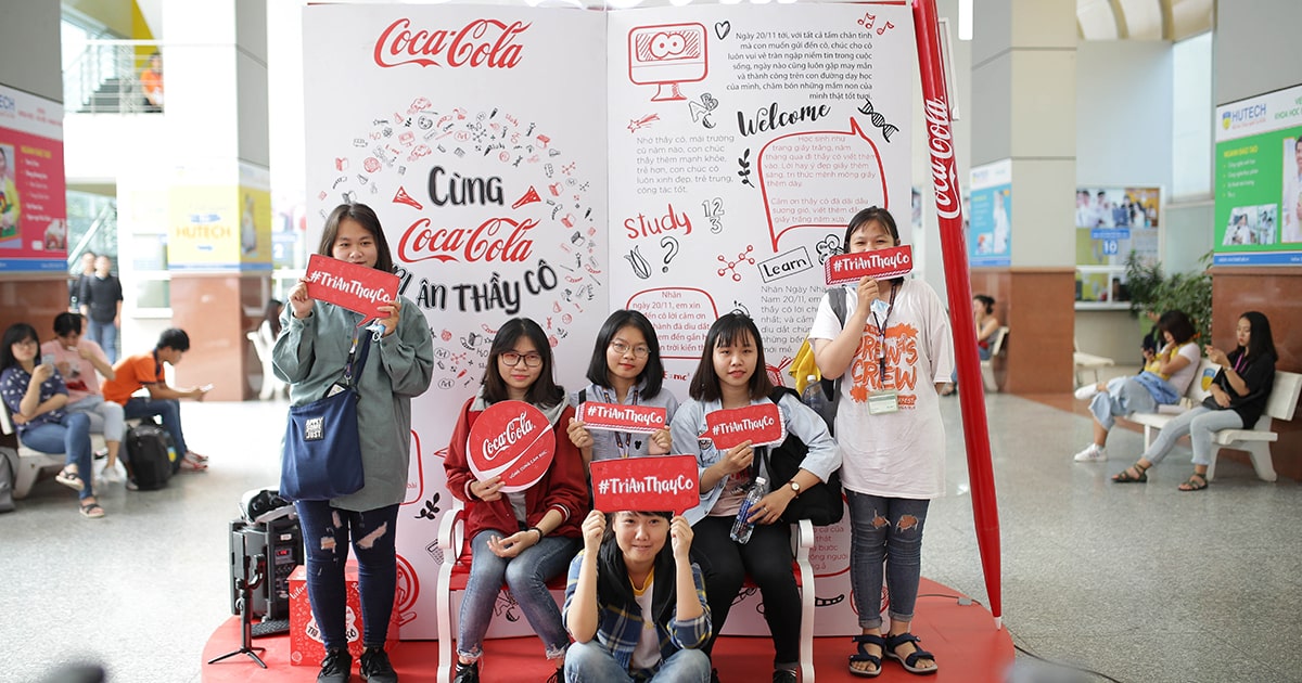 Hoạt động Activation Cocacola