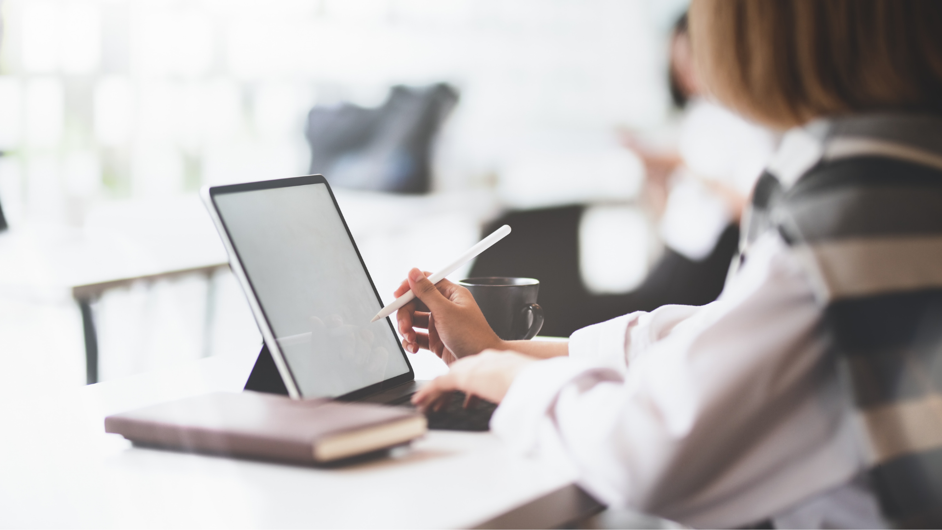 Cách phân tích đối thủ cạnh tranh