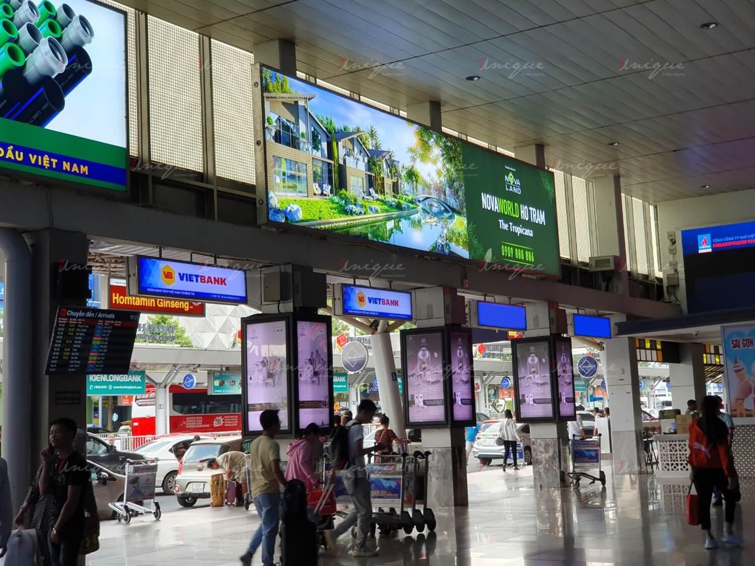 quảng cáo ngoài trời.