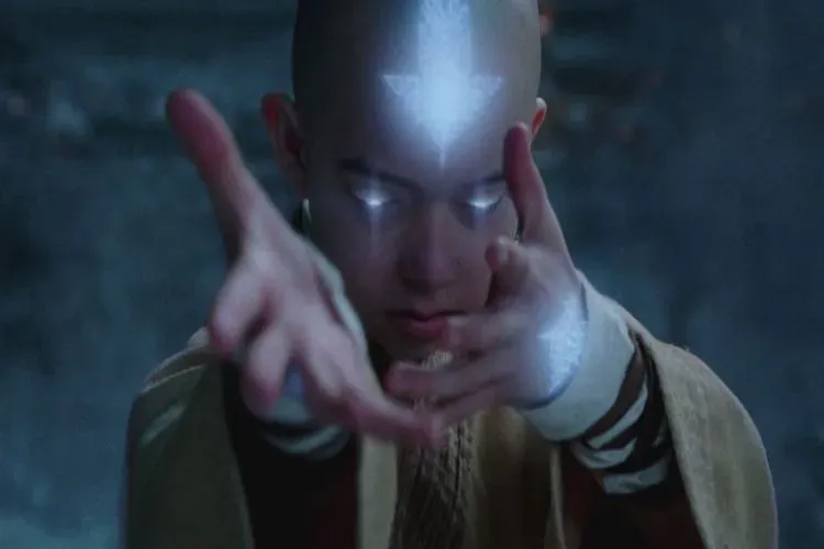 12 Popular M Night Shyamalan Movies In Order 7 The Last Airbender (2010)