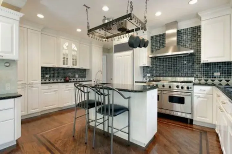 The Home Alone House Is Once Again Generating Exciting Viewer Interest 6 home alone house kitchen updated