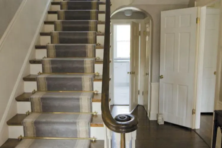 The Home Alone House Is Once Again Generating Exciting Viewer Interest 5 home alone house repainted