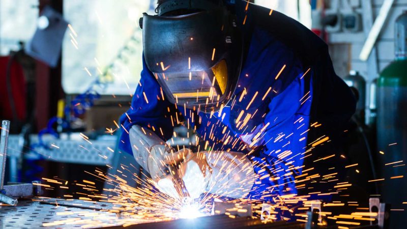 Unleashing the Benefits of Mobile Welding Equipment Cut the Hassle, Weld Onsite Image 2 (1) Unleashing the Benefits of Mobile Welding Equipment: Cut the Hassle, Weld Onsite - Image 2