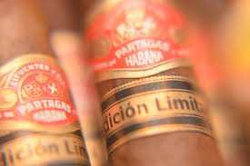 partagas pyramid 2000