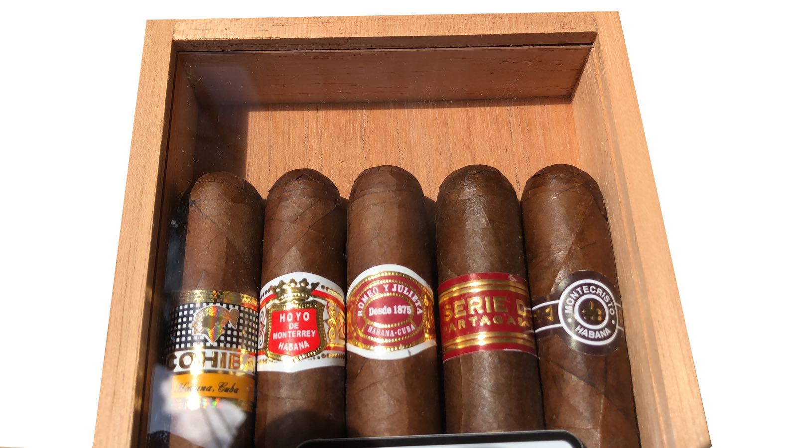 Cedar Petacas Seleccion Robusto - Image 2
