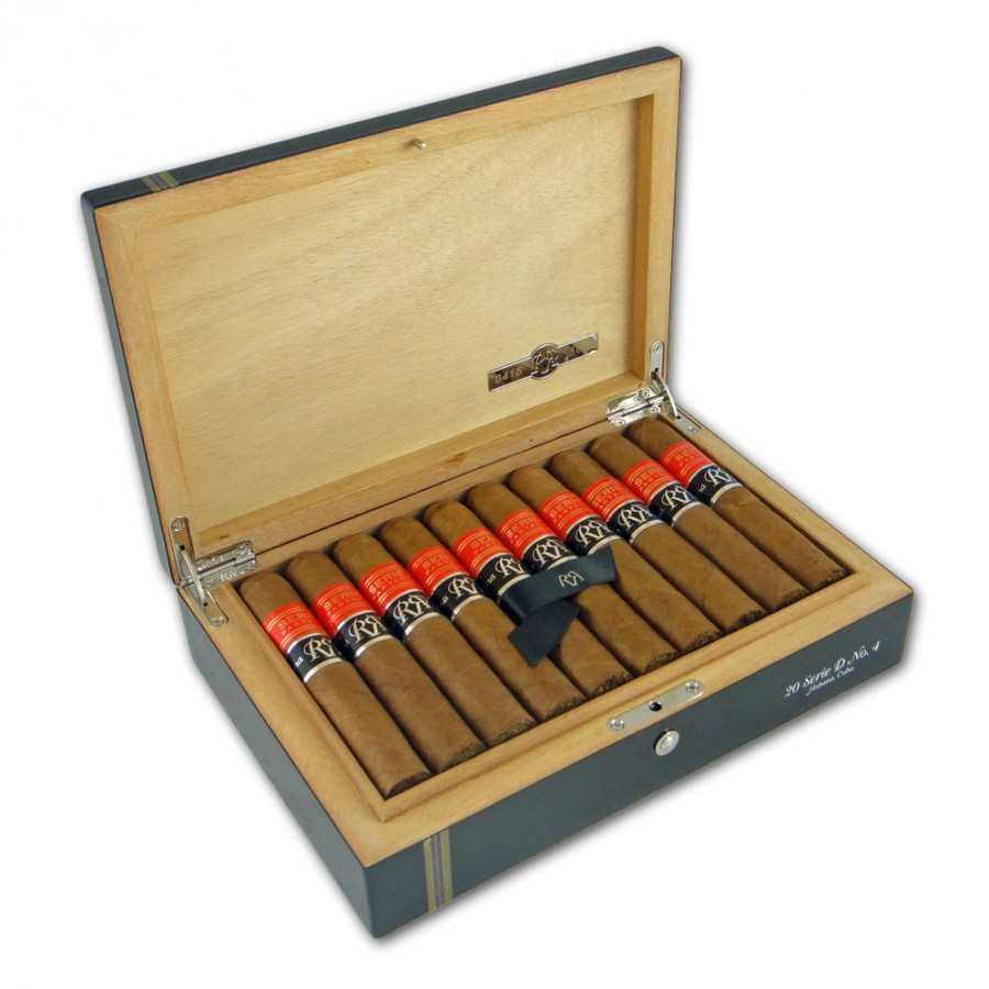 Partagas Series D No. 4 Reserve L. E. 2005 - Image 3