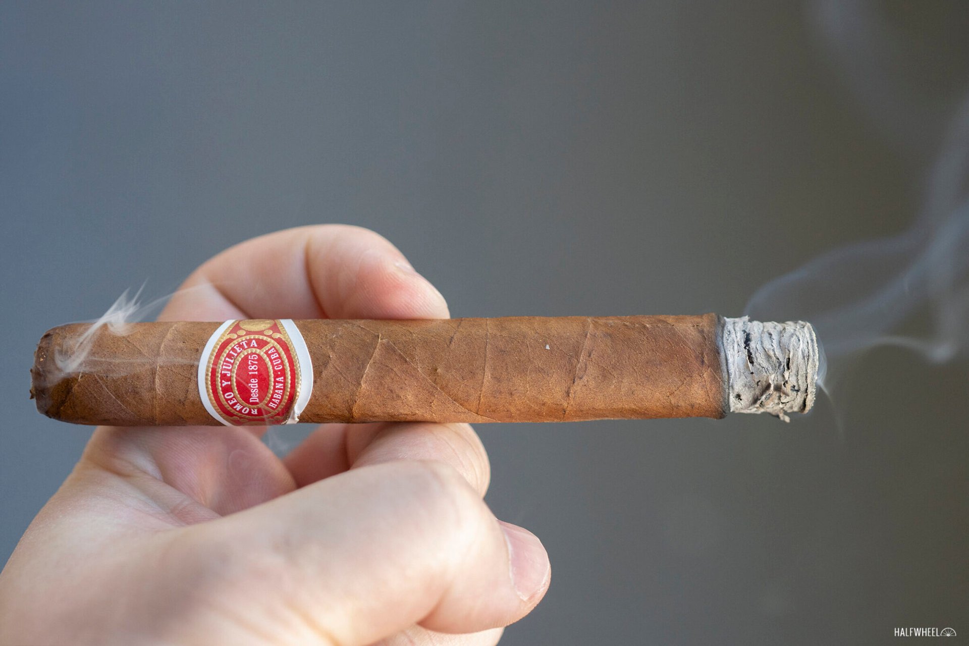 Romeo and Julieta - The Shakespearean Inspiration Behind the Brand