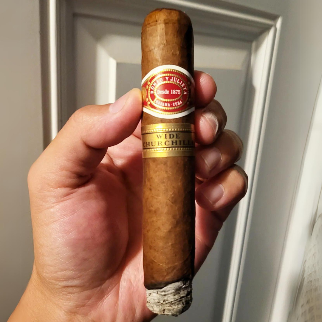 Romeo y Julieta Wide Churchill Cuban Cigar - Image 1