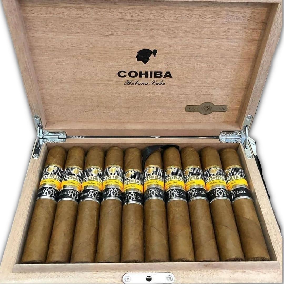 Cohiba Robusto Reserva Cosecha 2014 - High Resolution
