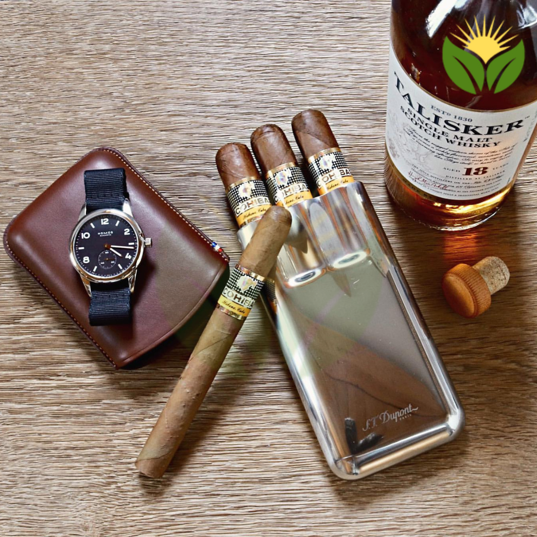 Cohiba Siglo IV 3 Cohiba Siglo IV Box View - Authentic Habanos