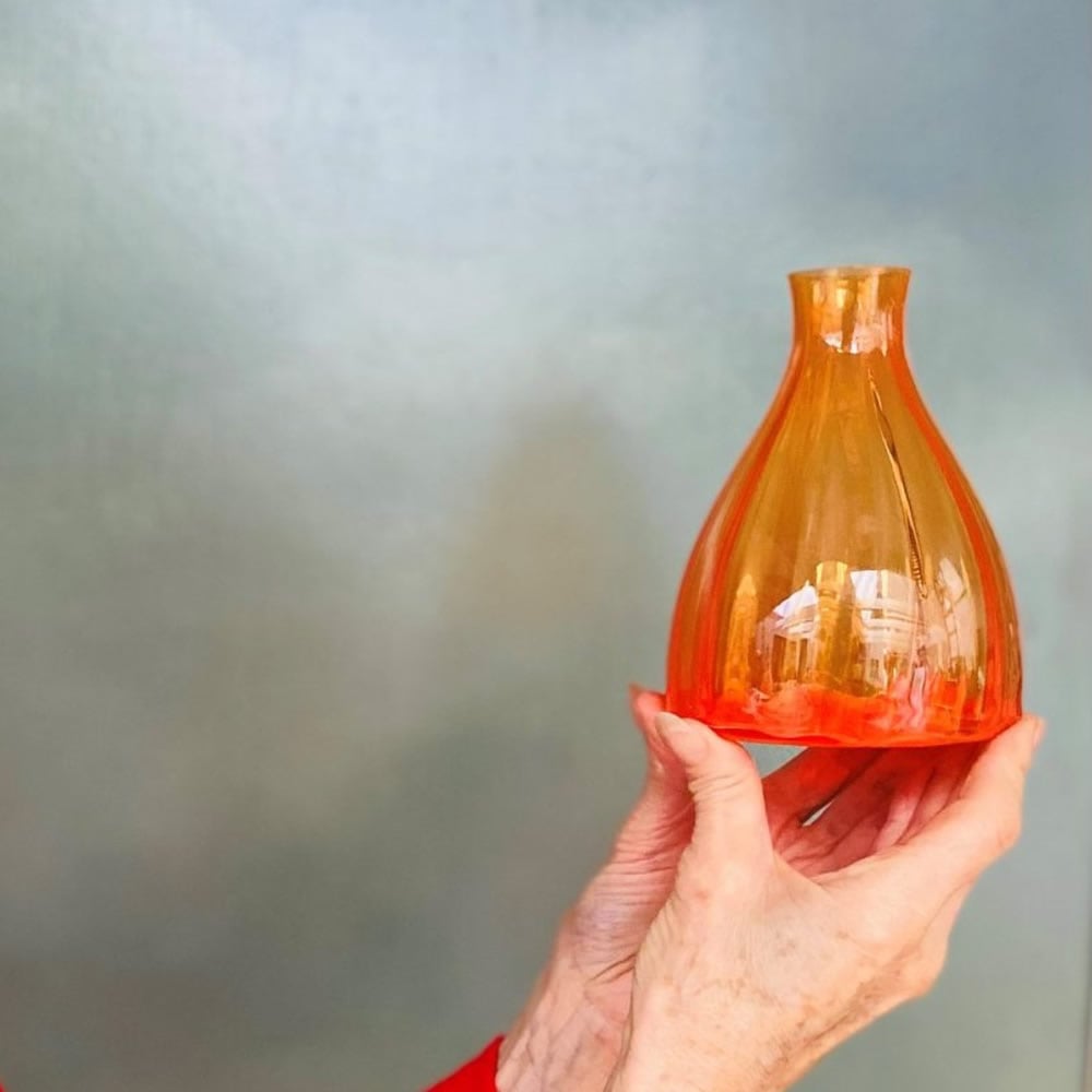 Oranjevaasjes gemaakt voor Royal Leerdam Crystal