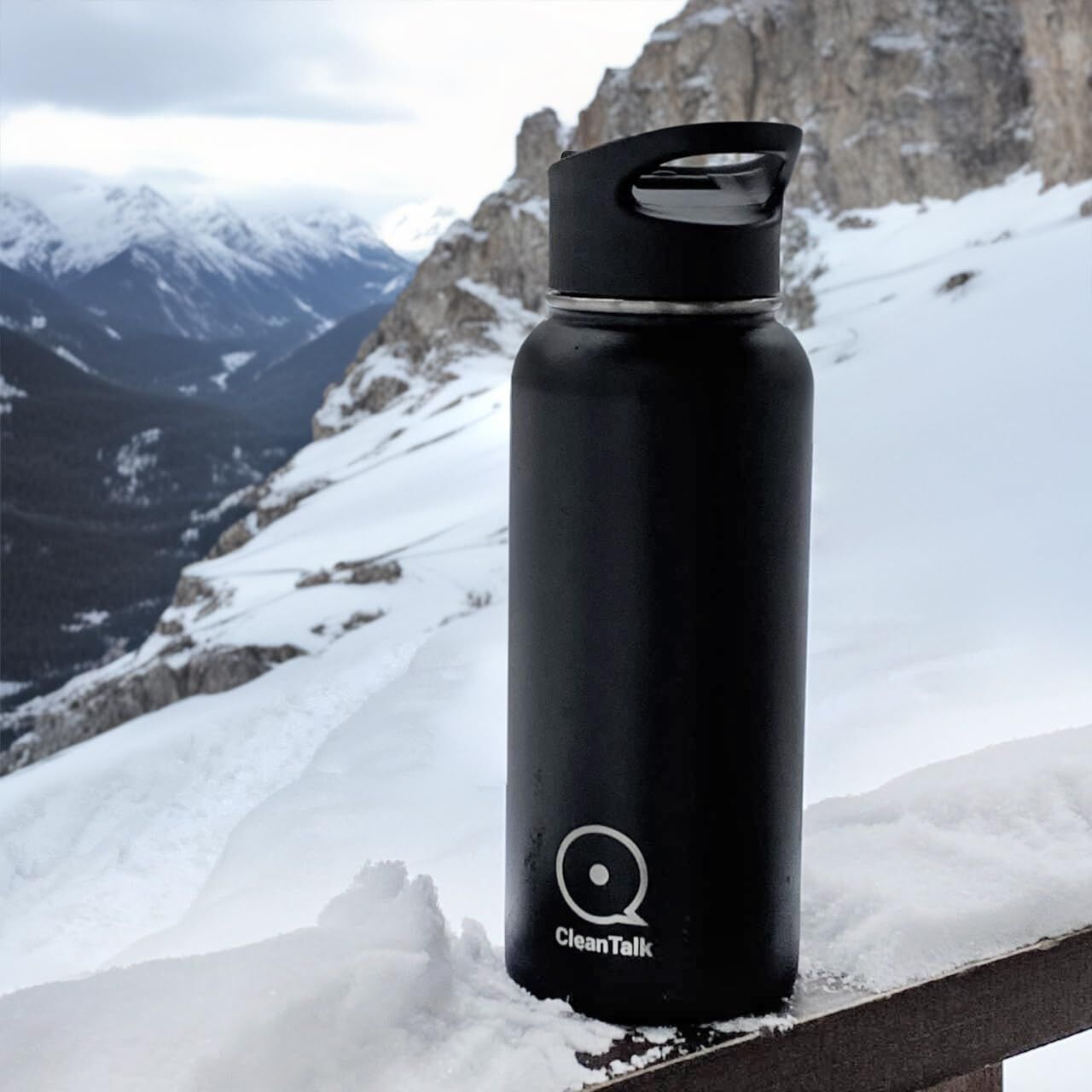 CleanTalk 32 oz Stainless Steel Insulated Water Bottle with Handle - Image 7