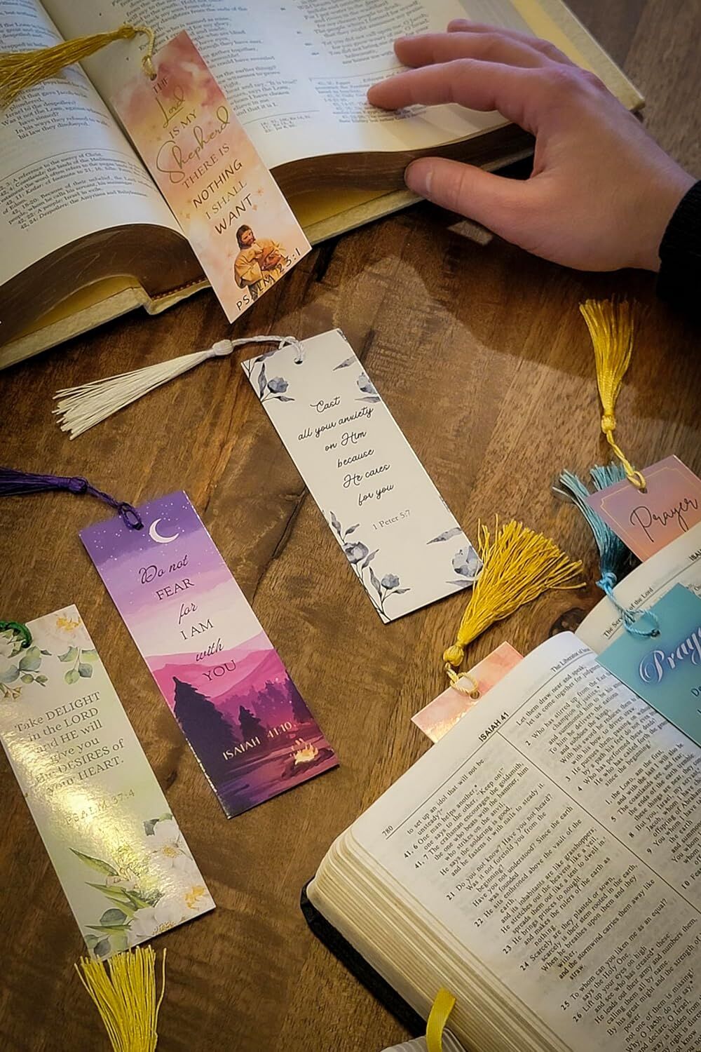 NC Set of 12 Bible Verse Bookmarks with Prayers - Image 5