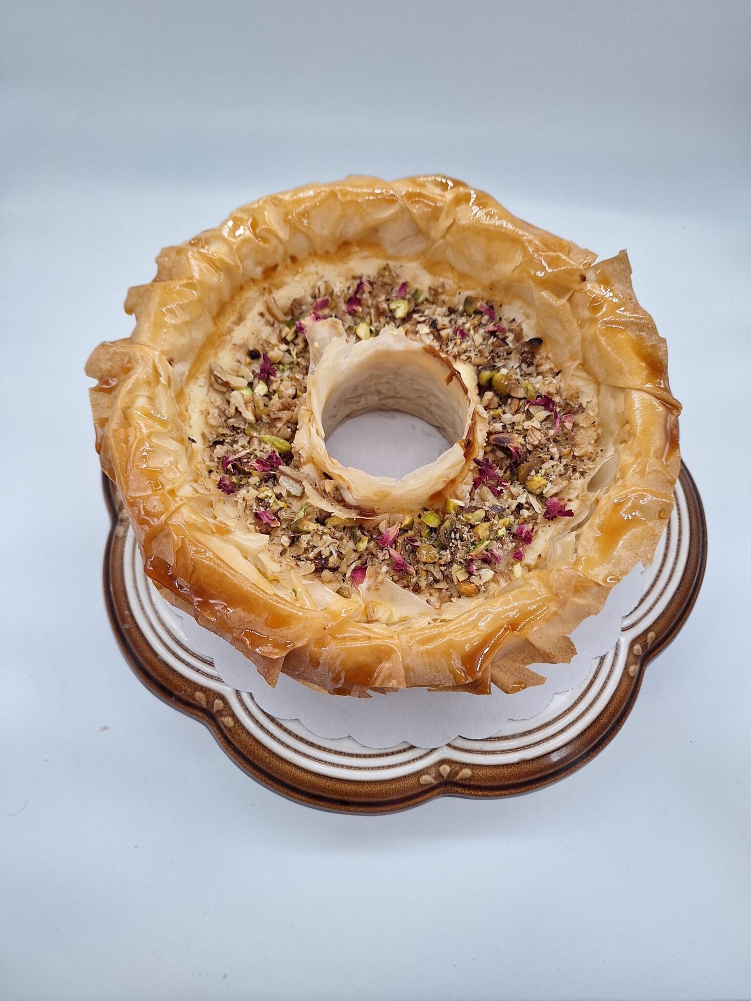 Baklava cheescake