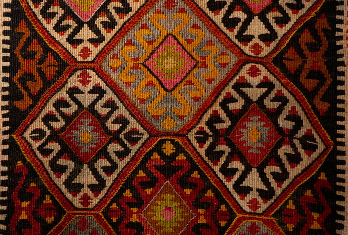 oriental-rug-restoration colorful oriental rug