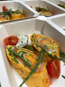 wrap saumon legumes frais traiteur