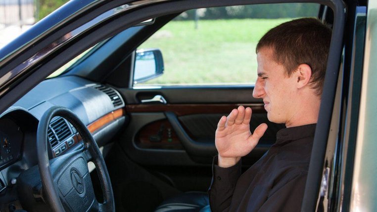 Bắt bệnh cho xe ô tô bằng mũi