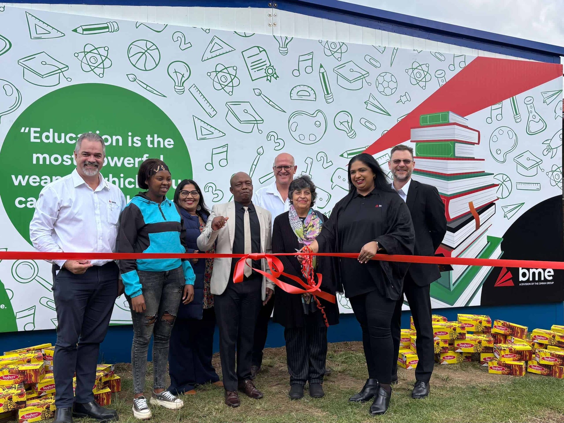 BME, Omnia Group, Omnia Agriculture, donate, CSI, mobile classroom, Fundisisa Combined School, Dryden, Mpumalanga.