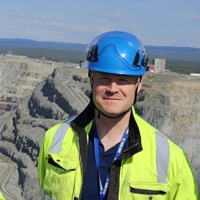 Omnia Holdings and Hypex Bio Explosives Technology announce equity agreement and international strategic partnership. 3 Thomas Gustavsson CEO of