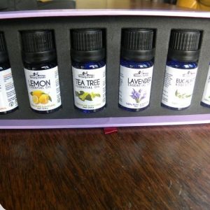 6 Essential Oils Box open