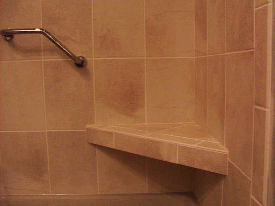 ספסלי עץ לאמבטיה