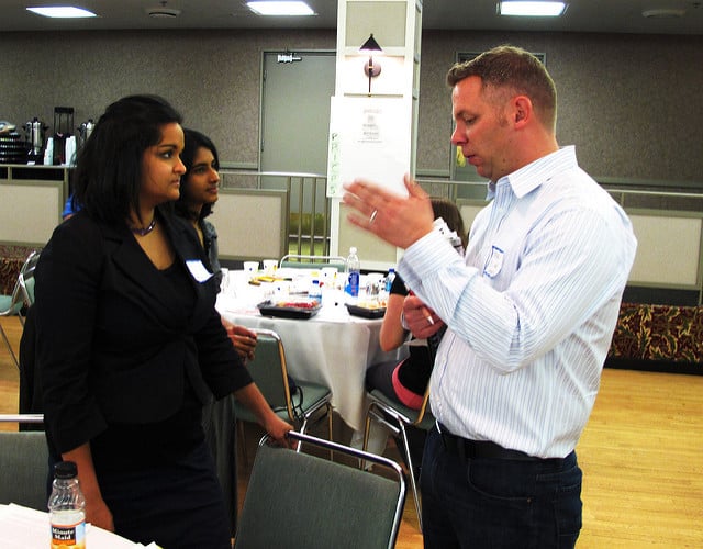 דרושים עובדים