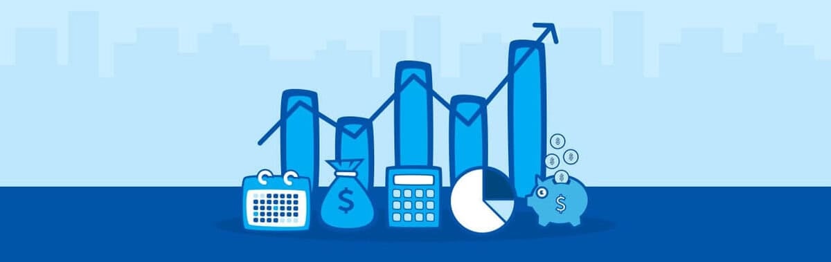 Санхүүгийн өсөлтийг зураасан графикаар харуулсан зураг, хуанли, долларын тэмдэгтэй мөнгөний уут, тооны машин, дугуй график, зоос бүхий гахайн банк зэрэг бүгд цэнхэр өнгийн сүүдэртэй. Ар талд нь хотын өнгө үзэмж харагдаж байна. - Business.MN