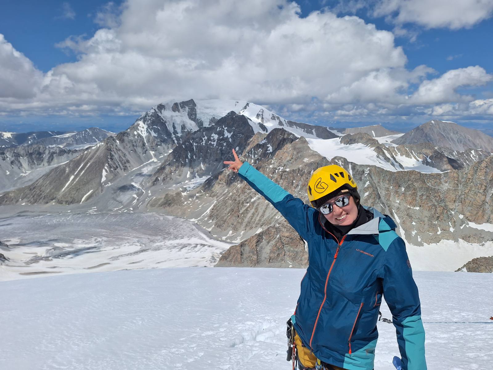 Байгальд гүйх нь эрч хүч нэмж, оюун санааг цэгцэлдэг