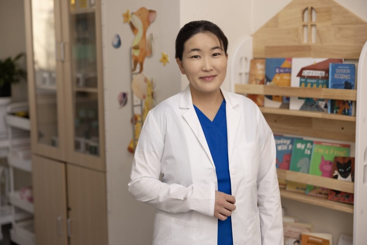 "Бомбордук" хүүхдийн уламжлалт эмчилгээний төвийн үүсгэн байгуулагч, уламжлалт анагаах ухааны их эмч С.Сувд