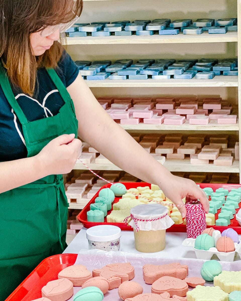 Харшилтай хүмүүс ванны бөмбөлгийг яагаад хэрэглэх ёстой вэ?