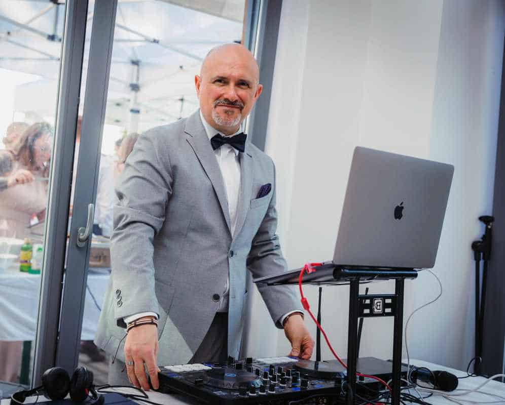 Deejay mario der profi DJ