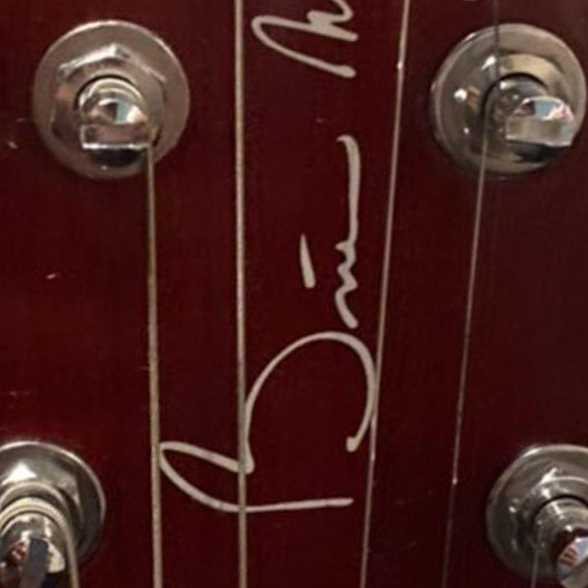 Burns Brian May Signature Special Red